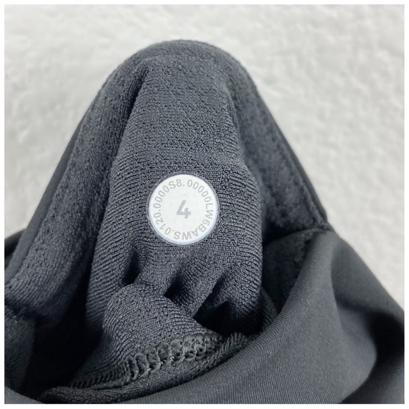 Lululemon Uncovered Strength High-Rise Crop 23" in Graphite‎ Grey Size 4 - Picture 11 of 13